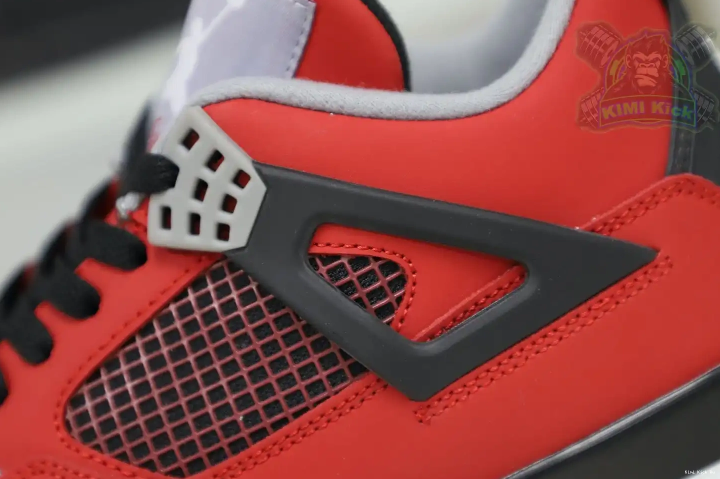 Kimikick RetroToro Jordan Air Bravo Jordan4 0810